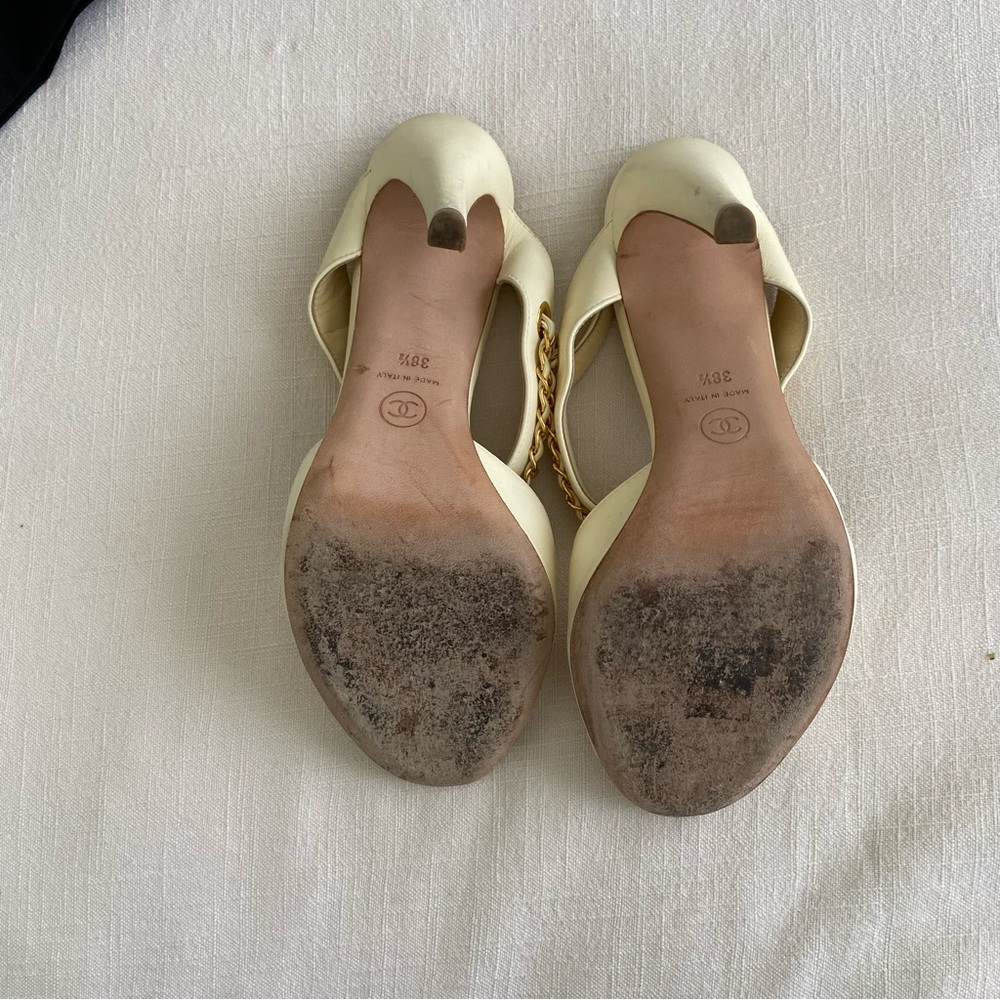 CHANEL Cream Peep-Toe Heels with Gold Chain - Picture 10 of 16